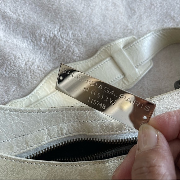 BALENCIAGA // authentic Classic Motorcycle City in off white - Picture 7 of 11